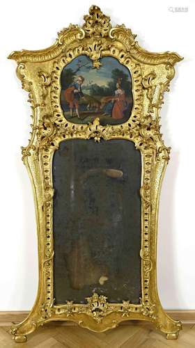 Enchanting mirror from 1760/70 carv