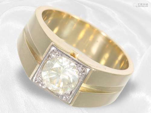 Ring: heavy vintage solitaire/brilliant ring of approx. 1.52...