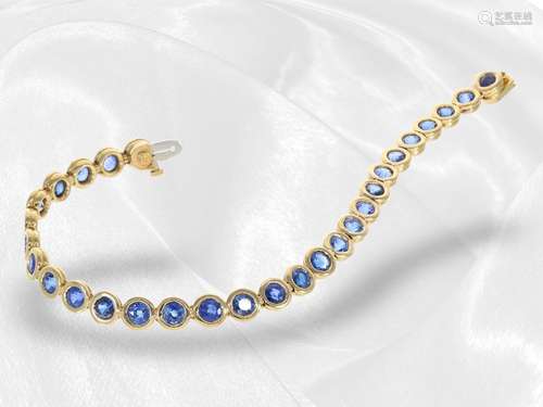 Bracelet: almost new valuable sapphire bracelet, total ca. 1...