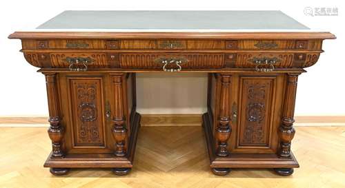 Original desk by the master carpent