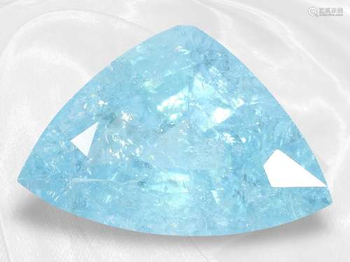 Paraiba: extremely rare 'Paraiba' tourmaline in tr...