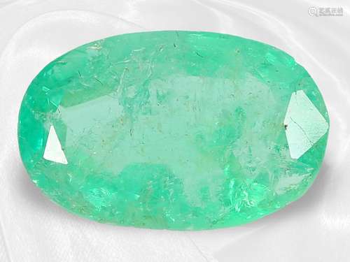 Emerald: very beautiful natural emerald of excellent color, ...