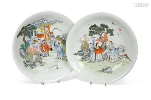 A Pair of Chinese porcelain large famille rose dishes, Qing ...