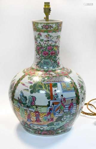 A Chinese large famille rose porcelain vase, modern,