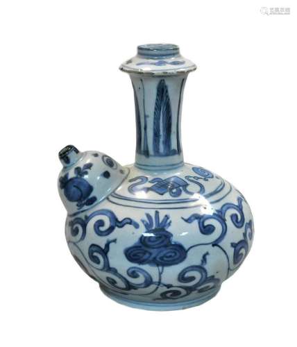 A Chinese blue and white porcelain kendi, late Ming Dynasty,...