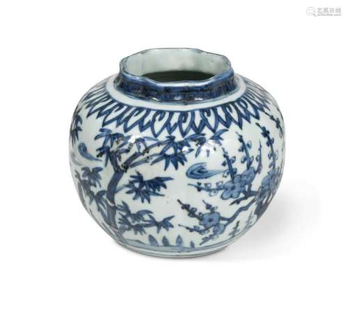 A Chinese blue and white porcelain vase, Ming Dynasty, Wanli...