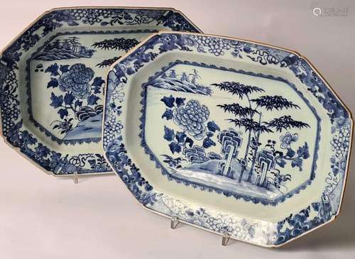 A pair of Chinese blue and white export dishes, Qianlong (17...