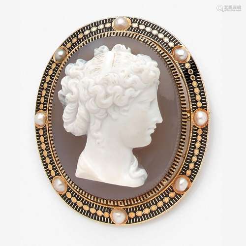 A cameo, natural pearl and enamelled 18K yellow gold brooch,...