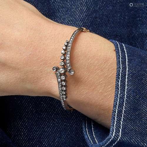 TRAVAIL FRANCAIS - ANNEES 1880 BRACELET RIGIDE DIAMANTS A di...