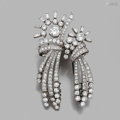 TRAVAIL FRANCAIS - ANNEES 1950 DOUBLE CLIP JOAILLERIE FEU D&...