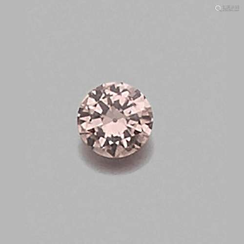 DIAMANT 0,61 CARAT FANCY PURPLISH-PINK A 0,61 carat diamond ...