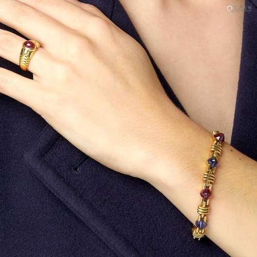 BULGARI - ANNEES 1980 BRACELET TANZANITES ET RUBIS A tanzani...