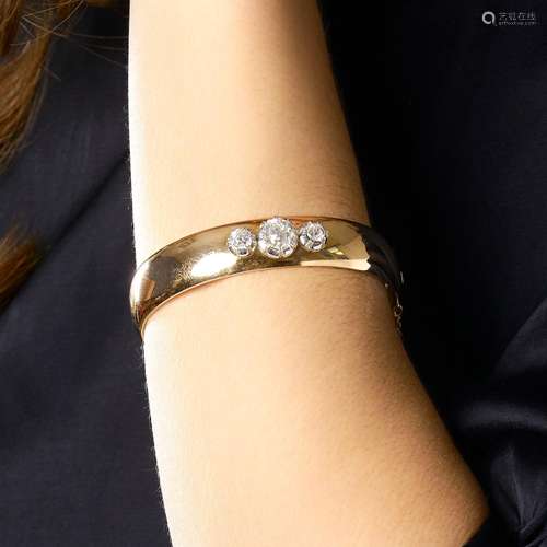 TRAVAIL FRANCAIS - ANNEES 1910 BRACELET JONC TROIS DIAMANTS ...