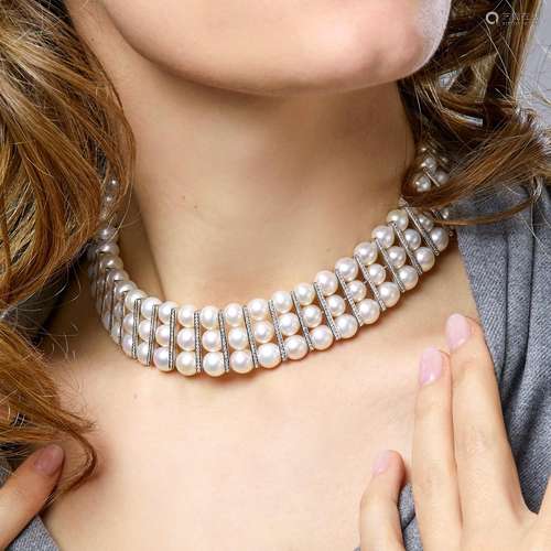 COLLIER RAS-DE-COU PERLES A pearls, diamond and 18k white go...