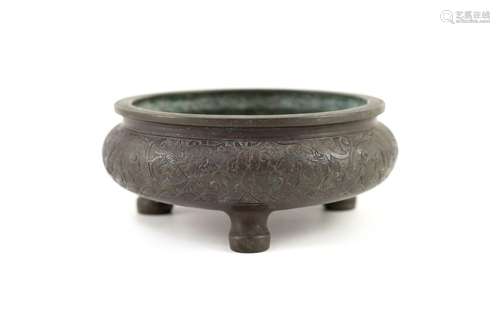 A Chinese bronze tripod censer, ding, 19th century, 20 cm di...