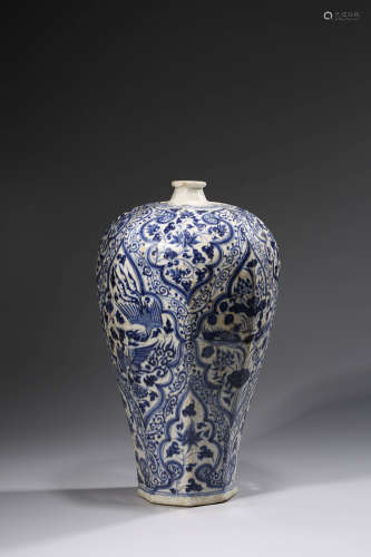 A Chinese Porcelain Blue and White Phoenix Meiping Vase