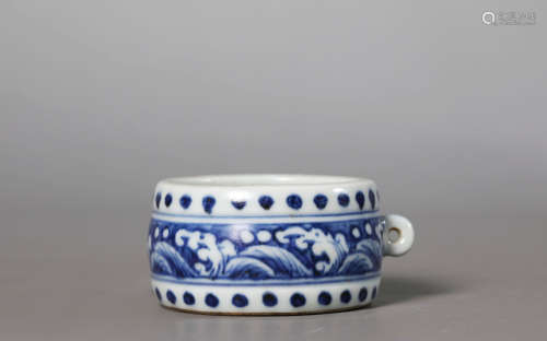 A Chinese Porcelain Blue and White Bird Jar Marked Xuan De