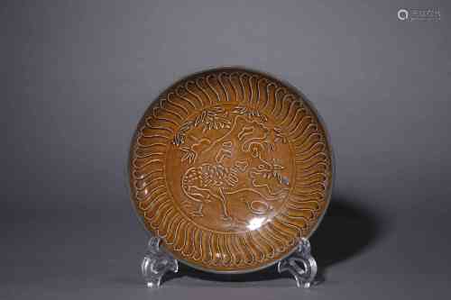 A Chinese Porcelain Ding-Type Dish