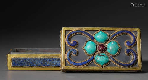 A Chinese Gilt-Bronze Box Inlaid with Turquoise