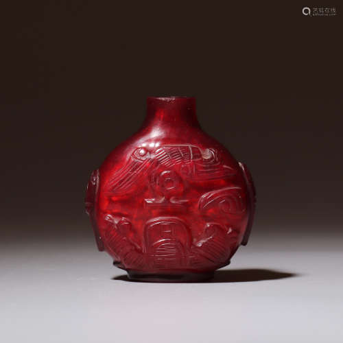 清中期 山楂红鼻烟壶
