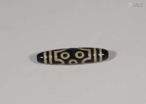 A Dzi Bead Tang Style