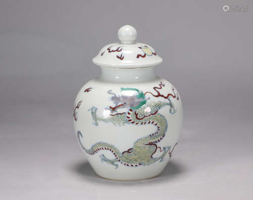 Qing Dynasty Kangxi doucai dragon pattern pot