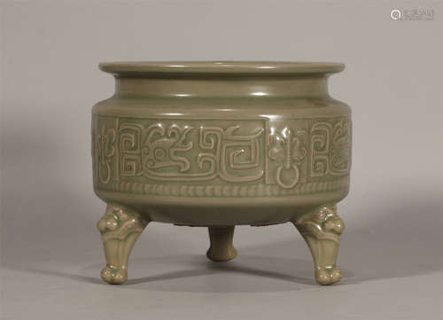 Five Dynasties Yue Kiln Celadon Carving Three-legged Incense...