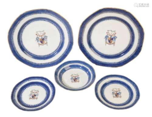 A PAIR OF CHINESE EXPORT ARMORIAL PLATES