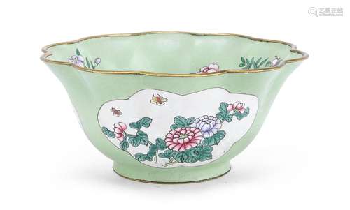 A CHINESE POLYCHROME ENAMELED METAL BOWL, 20TH CENTURY.