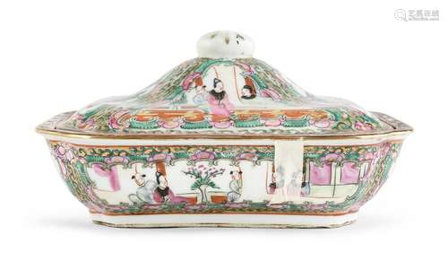 A CHINESE POLYCHROME AND GOLD ENAMELED PORCELAIN TUREEN, 20T...