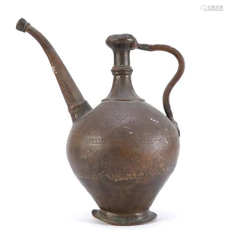 AN INDIAN BRONZE PITCHER, EARLY 20TH CENTURY.