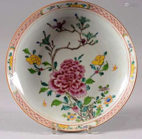 Coupe circulaire en porcelaine chinoise