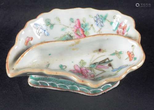 Petite salière en porcelaine de Chine