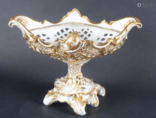 Grande corbeille en porcelaine blanche