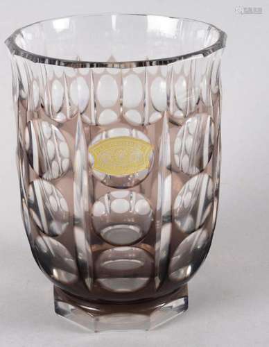 Vase en cristal taillé