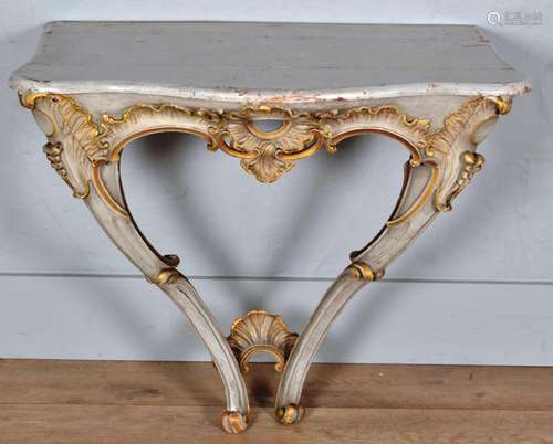 Console de style Louis XV