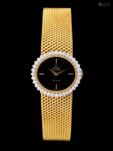 Omega, montre bracelet ovale automatique sertie de diamants ...