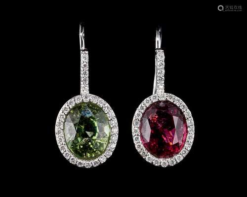 *Boucles d'oreilles dormeuses serties de tourmalines ta...