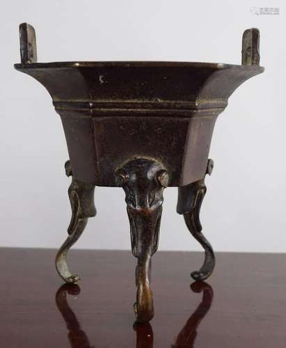 QING TRIPOD BRONZE CENSER