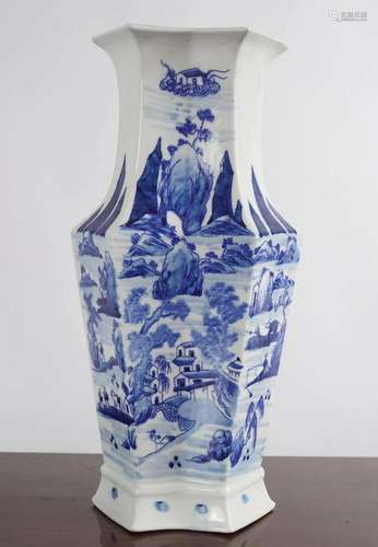 18/19TH-CENTURY BLUE AND WHITE VASE