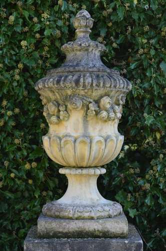 LARGE MOULDED STONE URN