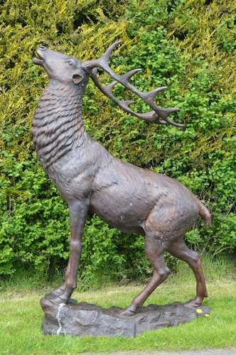 LIFESIZE BRONZE GARDEN SCULPTURE