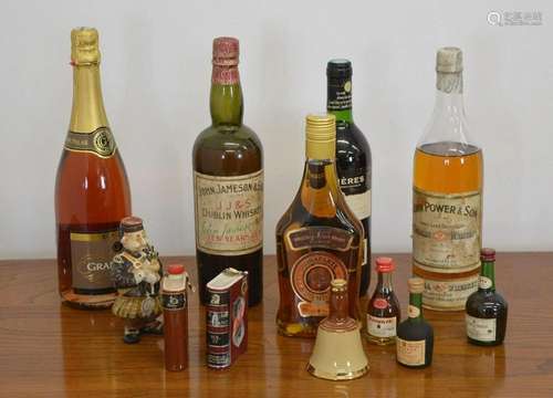 LOT OF VINTAGE WHISKEY AND CHAMPAGNE