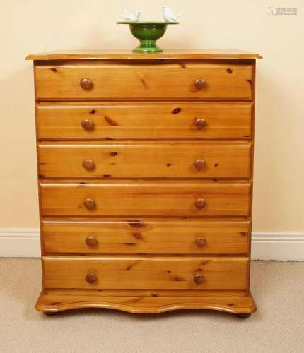 MODERN PINE CHEST