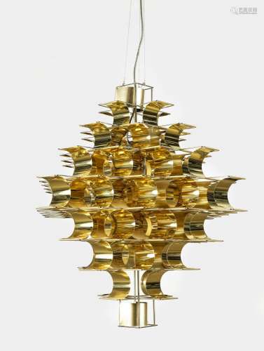 Suspension Cassiope gold par Max Sauze - Métal doré, H 95 cm