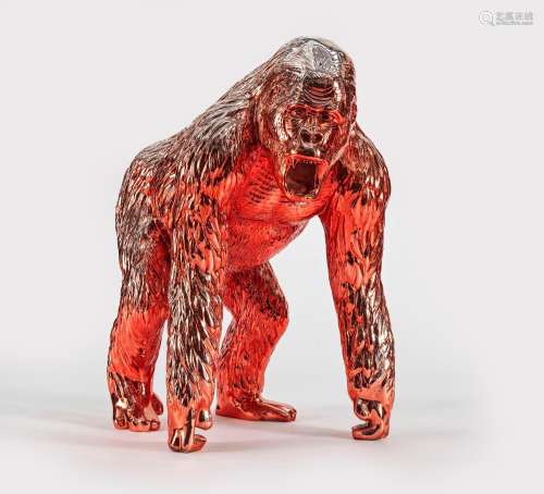 Gorille par Eric Mellerio - Résine rouge, H 130 cm