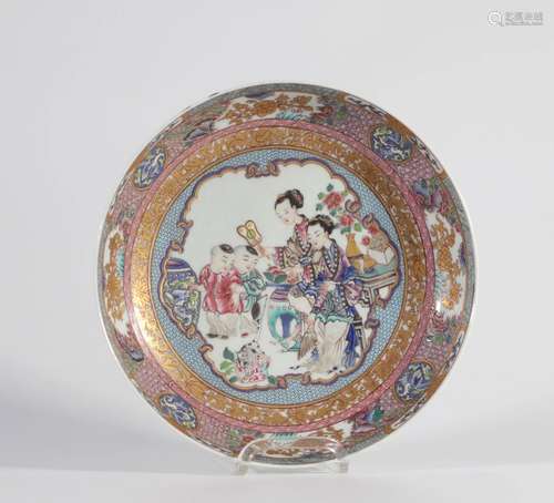 China porcelain plate famille rose decor of women and