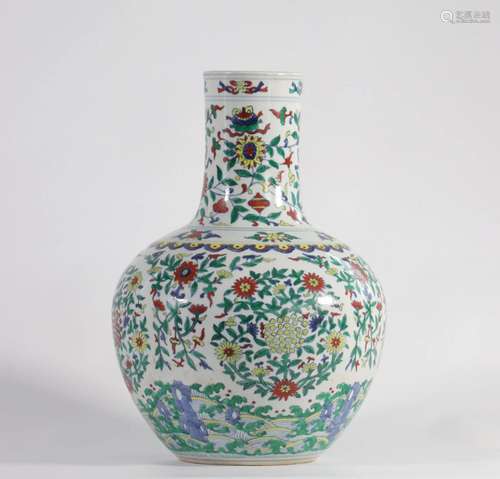 China Qianlong brand Doucai bottle vase