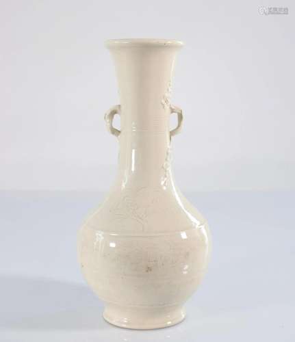 China white porcelain Hua vase floral decor