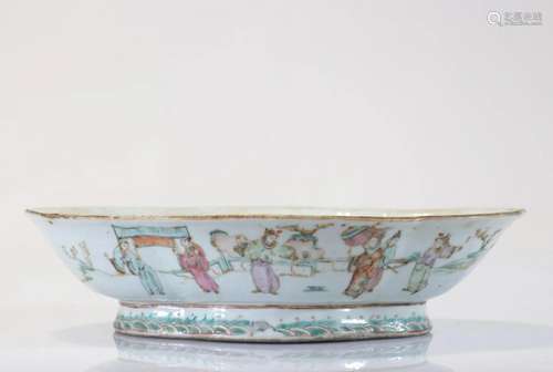 China famille rose porcelain cup character decoration